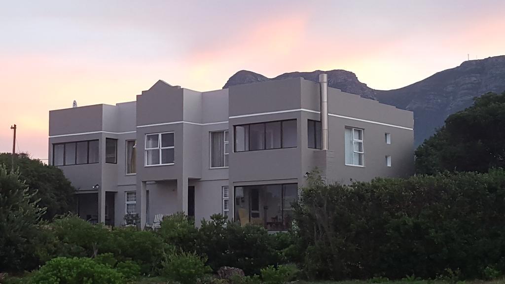 Strandloper Apartments Hermanus Exteriér fotografie