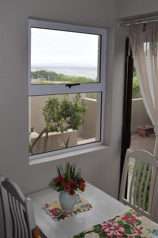 Strandloper Apartments Hermanus Exteriér fotografie